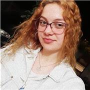 Estudiante de profesorado ofrece clases de español nativo a jóvenes y adultos